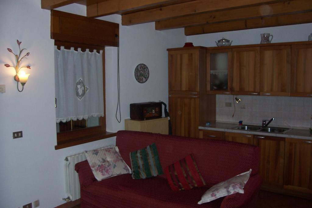 Ferienwohnung Fabbricato Indipendente Centro Lozzo Cadore Zimmer foto